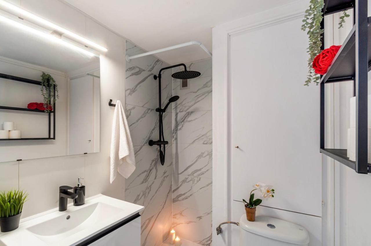 Estudio En 1ª Linea Con Vistas Al Puerto Deportivo By Insidehome 엠푸리아브라바 외부 사진