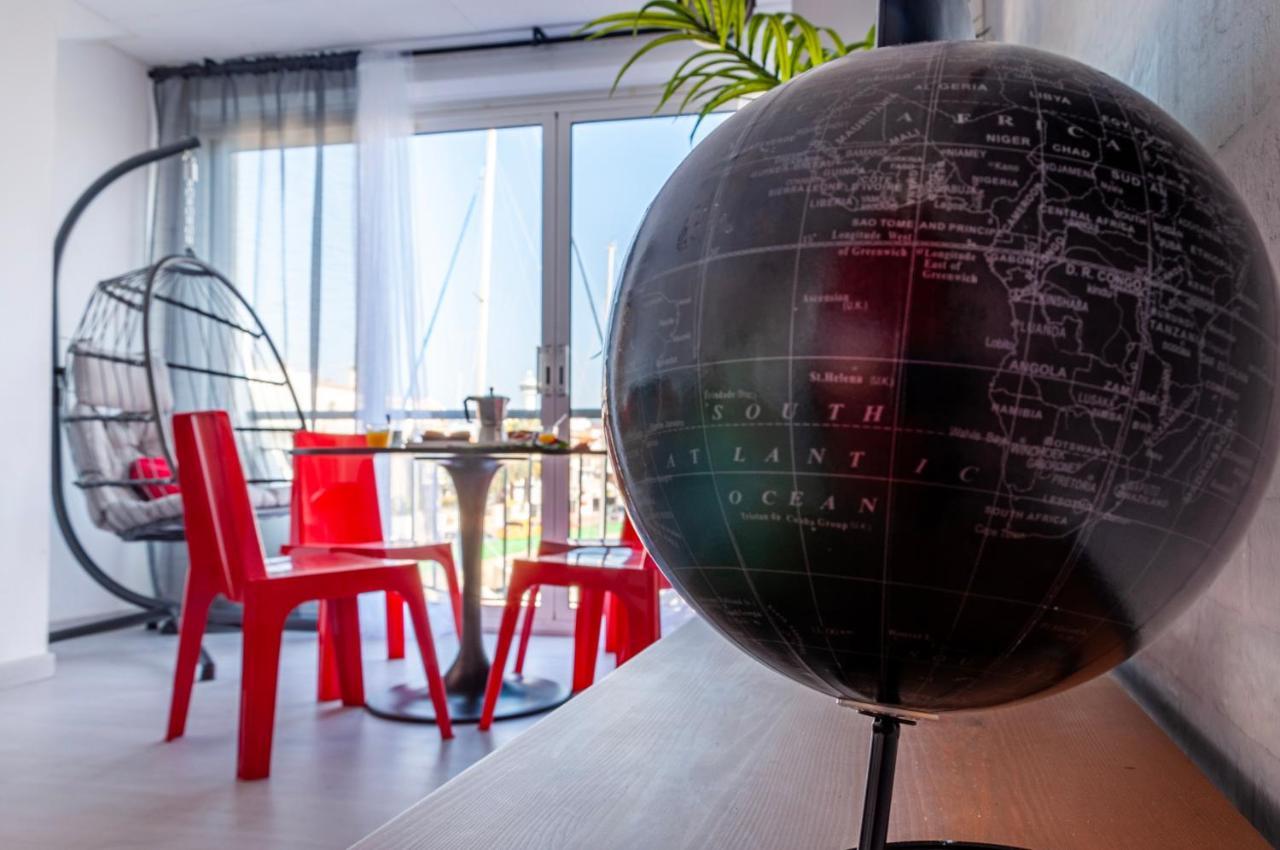 Estudio En 1ª Linea Con Vistas Al Puerto Deportivo By Insidehome 엠푸리아브라바 외부 사진